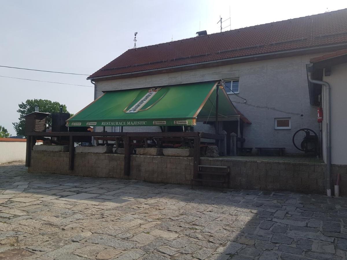 Penzion Na Statku Brezova Brezova  Exteriör bild