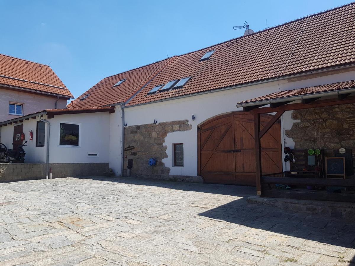Penzion Na Statku Brezova Brezova  Exteriör bild